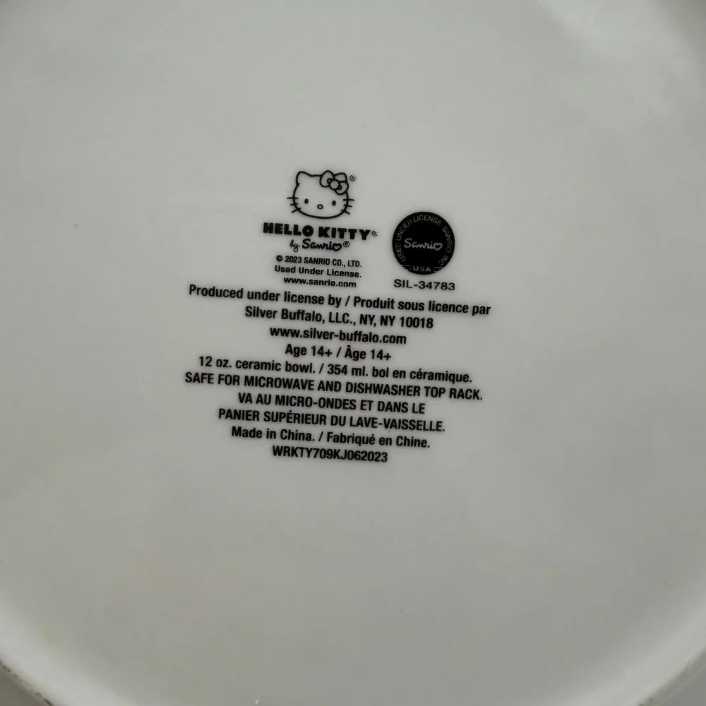 Hello Kitty Christmas Ceramic dinner Plates Silver Buffalo Sanrio Holiday 10.5
